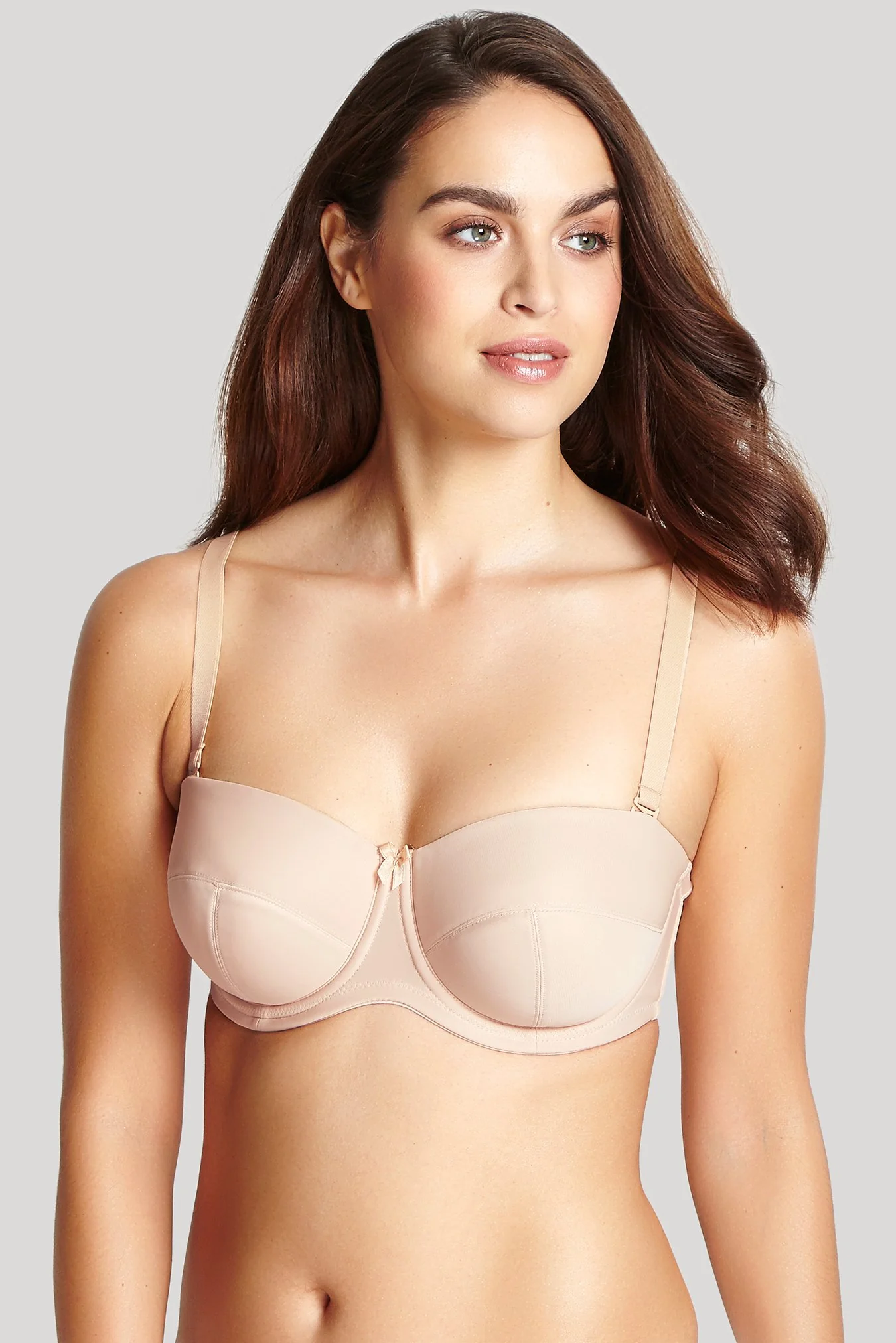 Evie - Image 9