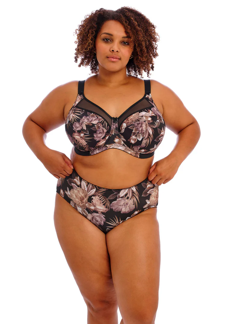 Kayla Brief - Image 13