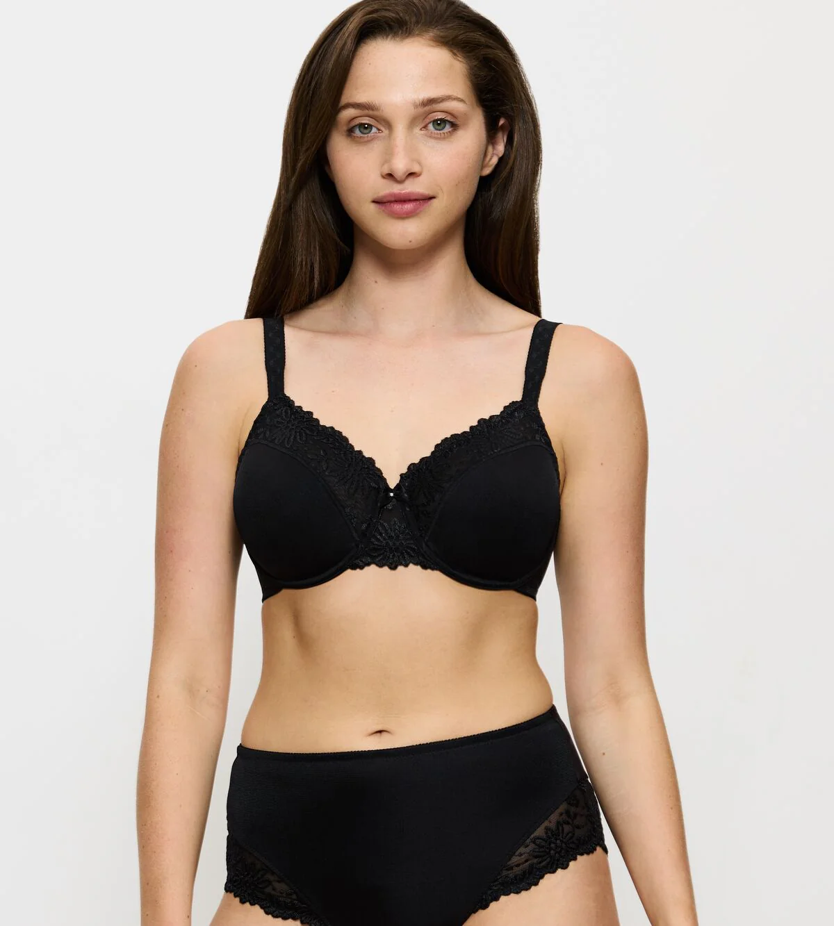 Ladyform - Image 7
