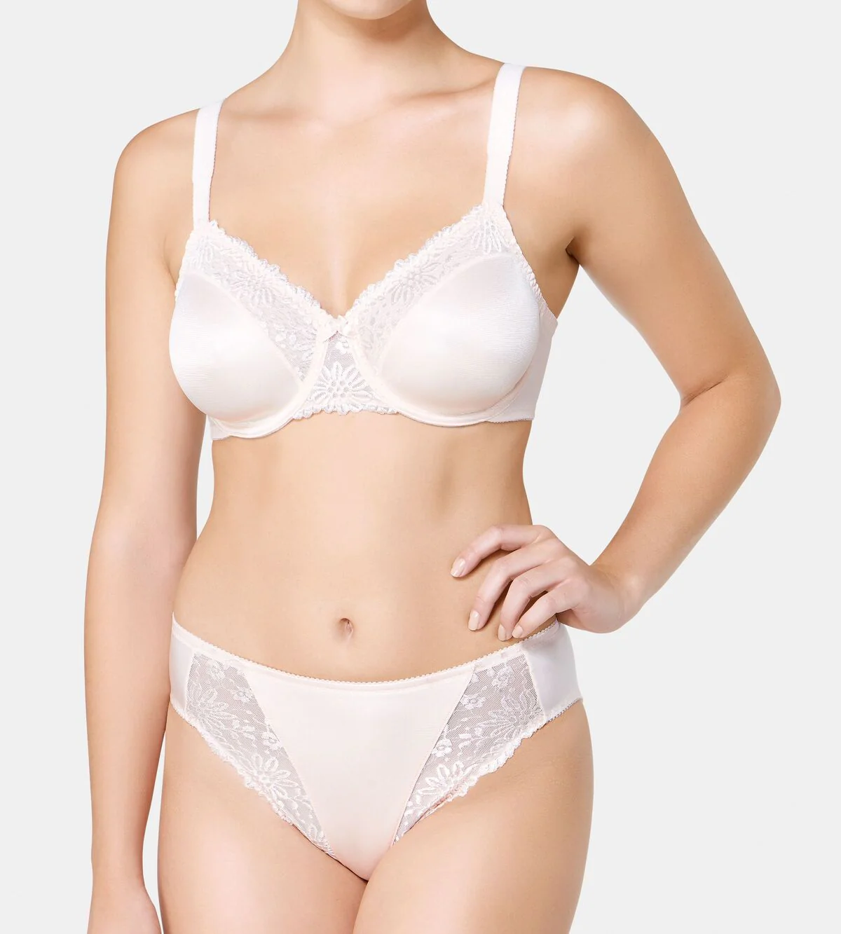 Ladyform - Image 9