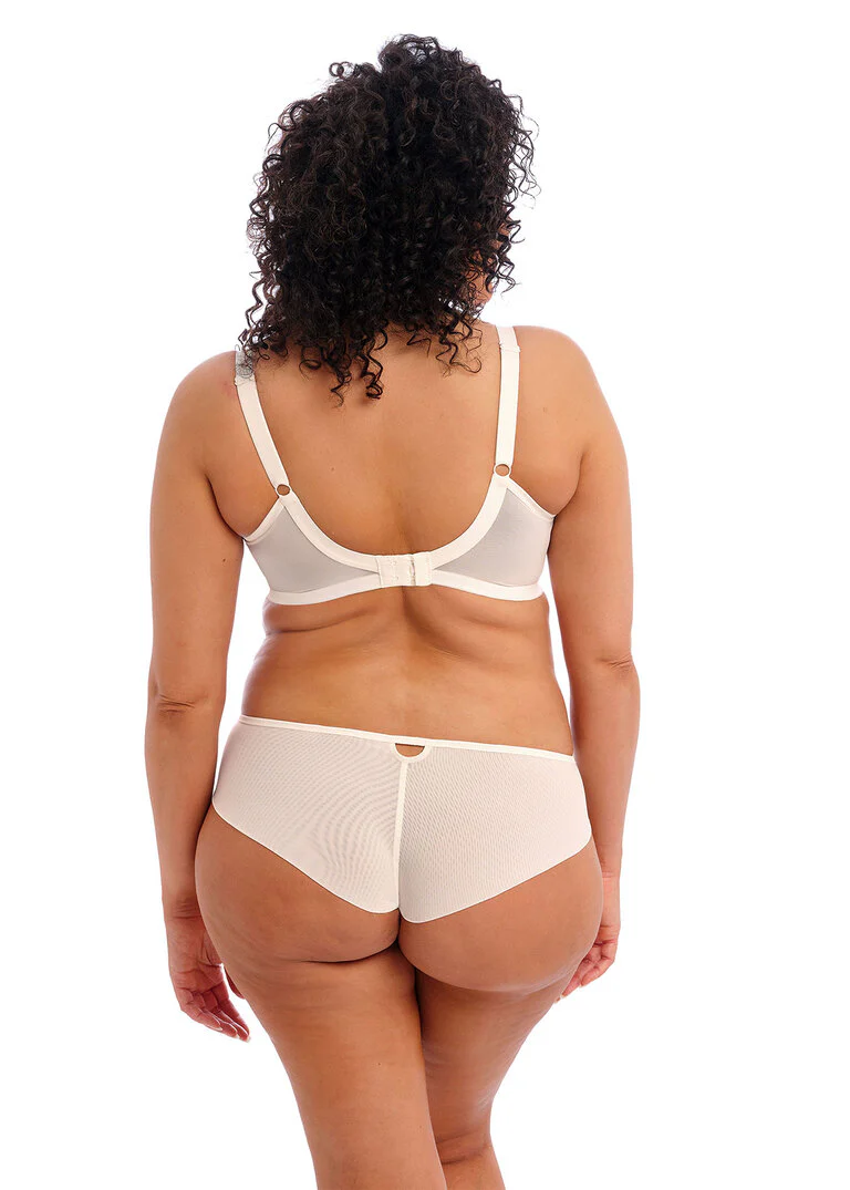 Priya Plunge - Image 15